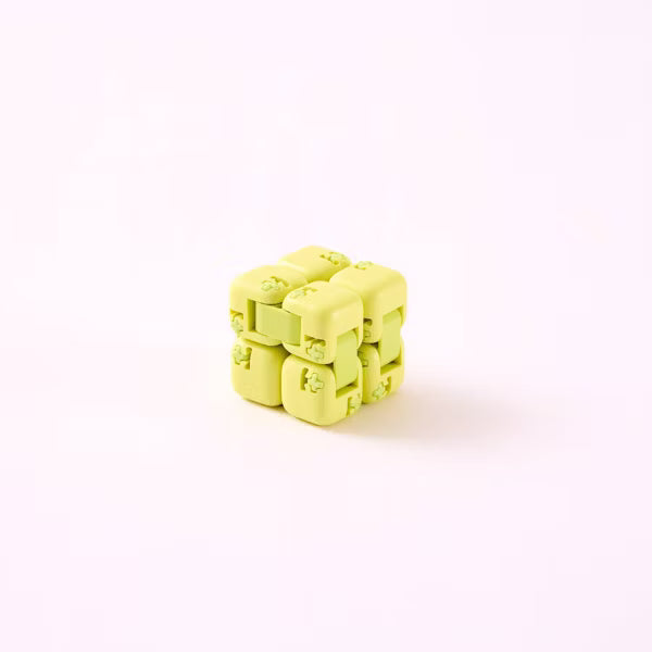 J'adore Infinite Spinner Magic Cubes